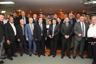 El homenaje a los campeones franjeados.