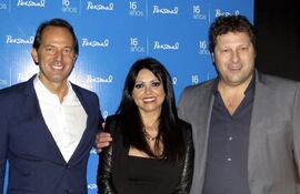 eduardo-stigol-carolina-arrua-y-juan-carlos-pepe-durante-el-lanzamiento-del-nuevo-producto--213459000000-1103157.jpg