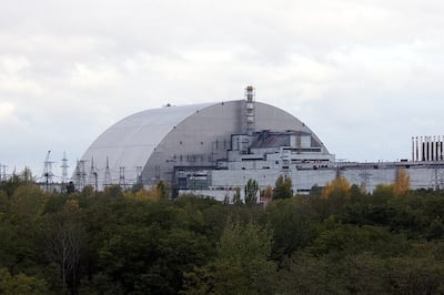 La cúpula sobre el reactor accidentado en la planta nuclear de Chernobil.