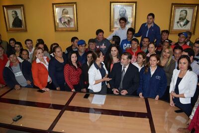 /pf/resources/images/abc-placeholder.png?d=2427