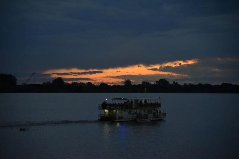 /pf/resources/images/abc-placeholder.png?d=2398