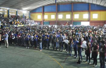 mas-de-3-000-participantes-de-pascua-joven-piden-paz-para-el-paraguay-200654000000-1575601.jpg