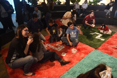 Yessica Bogado fue la instructora del taller computacional dictado en el stand de Itaipú.