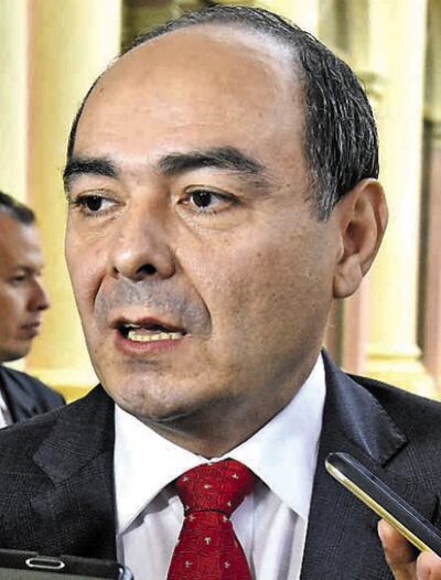 Antonio Rivas Palacios, ministro de Relaciones Exteriores, anunció la investigación al cónsul en Guaíra, Carlos Balbuena.
