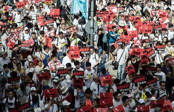 mas-un-millon-de-hongkoneses-isla-semiautonoma-de-china-comunista-salieron-ayer-a-las-calles-a-rechazar-un-proyecto-de-ley-de-extradiciones--194919000000-1840820.jpg