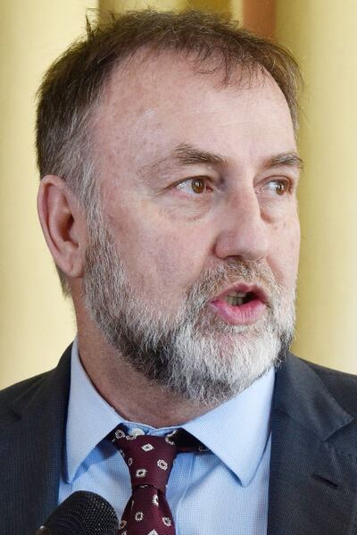 Benigno López, ministro de Hacienda.