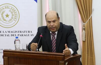 Carlos Fernández Villalba, fue examinado ayer en la audiencia.