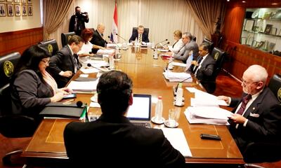 El pago o no de salarios caídos a magistrados reincorporados fue motivo de amplio debate en la sesión plenaria de ayer.