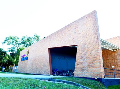 En la ciudad de Paraguarí está ubicado uno de los varios centros de rehabilitación integral de la Fundación Teletón.