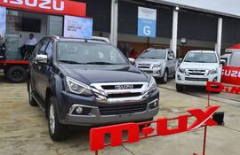 isuzu-presenta-su-linea-de-vehiculos-en-constructecnia--204424000000-1835360.jpg