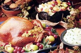el-pavo-relleno-es-un-menu-esencial-en-esta-tradicional-fiesta-familiar-de-los-estados-unidos-para-disfrutar--212800000000-625797.jpg