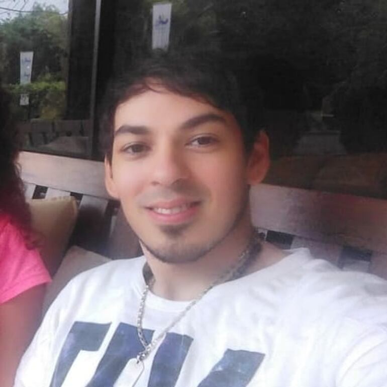 Carlos Emmanuel Ortiz Haseitel (27), fallecido.