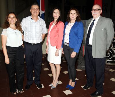 Marta Ochipinti, Juan Gorostiaga, Viviana Ruggero, Guadalupe Segovia Volta y Juan Carlos Camps.