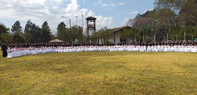 Se casan 110 parejas en boda comunitaria en San Jaoquín