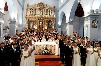 Ciento veinte parejas llegaron al altar