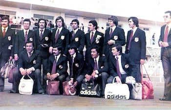 integrantes-de-la-seleccion-paraguaya-que-compitio-en-el-mundial-de-futbol-universitario-uruguay-1976--221348000000-1126642.jpg