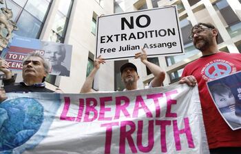 julian-assange-83344000000-1837489.JPG