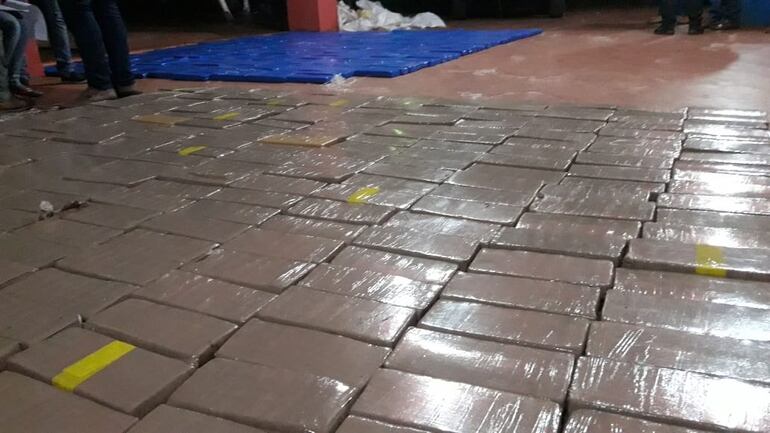 /pf/resources/images/abc-placeholder.png?d=2395