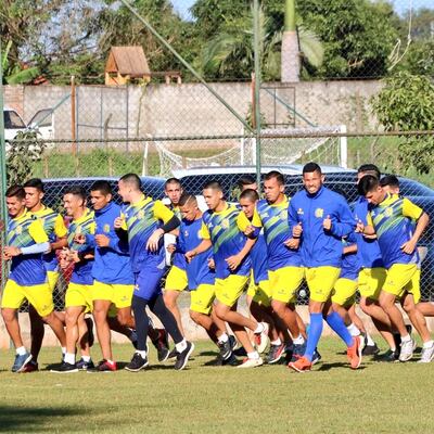 Deportivo Capiatá recibe este viernes a Sportivo Luqueño.