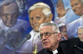 el-portavoz-del-vaticano-federico-lombardi-critico-con-dureza-al-diario-italiano-la-repubblica-por-involucrar-a-allegados-del-papa-en-el-escandal-195326000000-435256.jpg