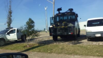 El carro hidrante de la Policía en el predio del Comité Olímpico Paraguayo.