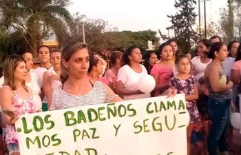 una-de-las-badenas-que-se-manifestaron--202852000000-1688493.jpg