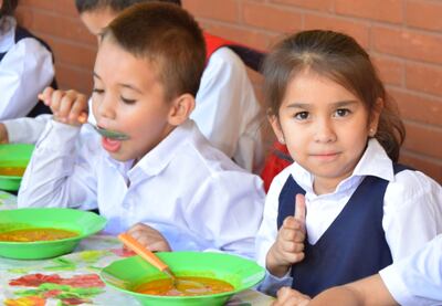 El viceministro Robert Cano señaló días atrás que la provisión de almuerzo escolar podría generar aglomeraciones.