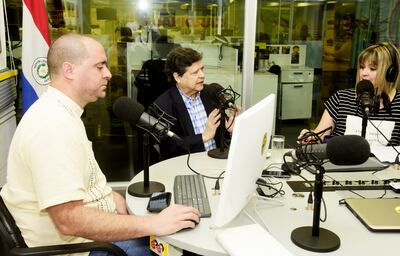 El ministro del Interior, Euclides Acevedo (c), participó ayer en el programa “Contacto Ciudadano” de Radio ABC Cardinal 730 AM, que se emite todos los sábados de 05:00 a 08:00.