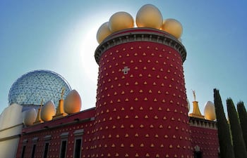 el-teatro-museo-dali-en-figueres-el-segundo-museo-espanol-mas-visitado-superado-solo-por-el-museo-del-prado-de-madrid-y-para-muchos-el-mayor-obje-232359000000-1153851.jpg