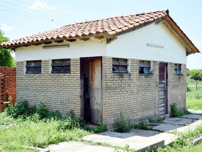 El sanitario del Colegio Nacional Inmaculada requiere de urgente mantenimiento.