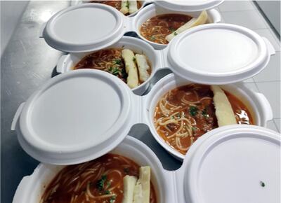 Los almuerzos se preparan a puertas cerradas en La Consentida del Patrón.