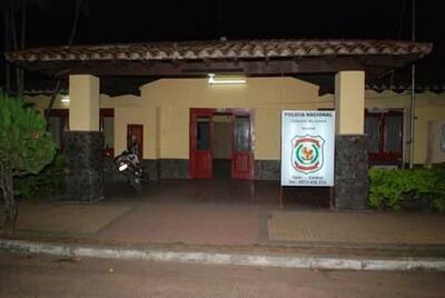 Fachada de la Comisaría 5ª del Área Central.