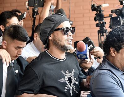 Ronaldinho al salir de la sede de la fiscalía el pasado 5 de marzo. En ese momento, no se creía que iba a quedar en prisión.