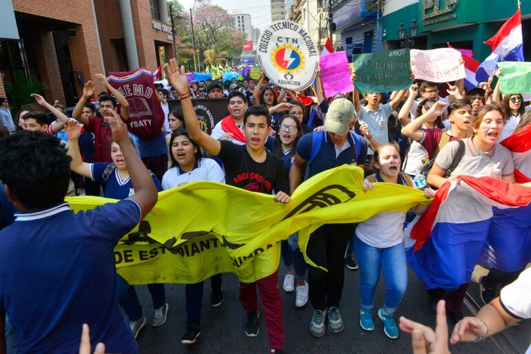 /pf/resources/images/abc-placeholder.png?d=2394