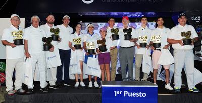 Parte de los ganadores de las distintas categorías de la “Copa Tigo Business” del Circuito Súper Series del Yacht y Golf Club Paraguayo.