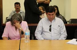 hermes-garcia-balmaceda-y-su-esposa-lelys-penayo-en-octubre-de-2014-en-el-juicio-oral-que-luego-fue-anulado--192653000000-1489396.jpg