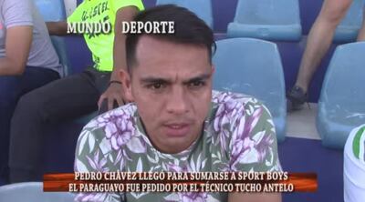 Pedro Chávez, nuevo futbolista del Sport Boys Warnes, en contacto con la prensa boliviana.