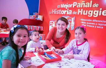 varias-actividades-recreativas-para-los-ninos-se-realizaron-en-el-stand-de-huggies--213500000000-1528654.jpg