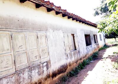 La Escuela Andrés Rodríguez necesita una refacción total del techo y las paredes, además de la parte eléctrica.