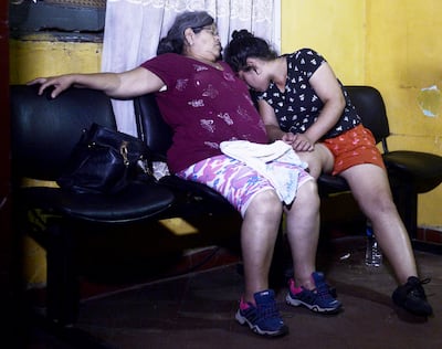 Claudia Zeneida Rodríguez González junto a su hija Penelope Jacqueline, detenidas en la comisaría 21ª Central de Mbói’y, quedaron a cargo de la Fiscalía junto con los otros arrestados por el caso.