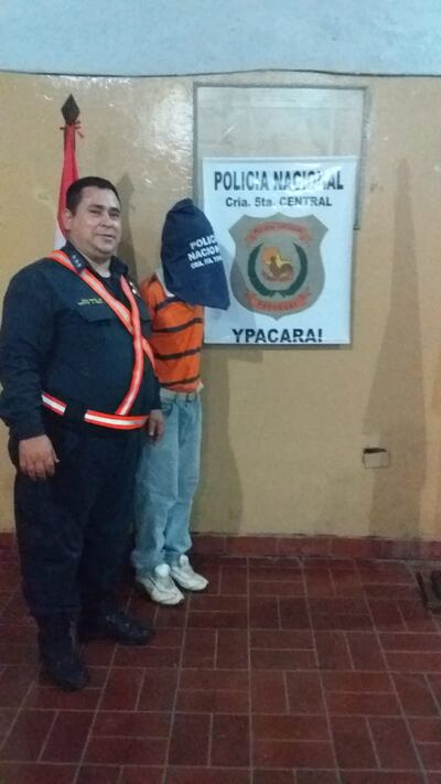 Un hombre con orden de captura fue detenido por abuso en niños.