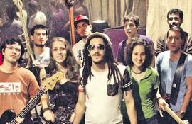 siega-roots-es-uno-de-los-grupos-que-actuara-hoy-en-el-festival-asu-en-las-calles-214732000000-1524882.jpg