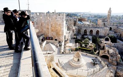 /pf/resources/images/abc-placeholder.png?d=2393