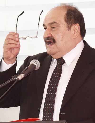 Roberto Brítez, consejero del  IPS, en representación de los jubilados y pensionados. Hizo loas al Gral. Alfredo Stroessner.