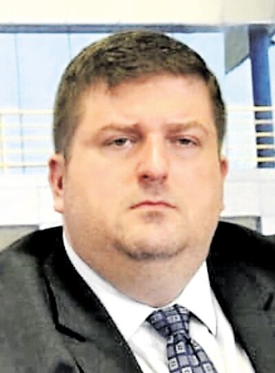 El senador Patrick Kemper (Hagamos) propuso crear la comisión bicameral de control.