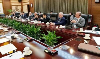 Eno Michels (el segundo de der. a izq.), durante una de las misiones  donde se reunieron con empresarios de China Continental.