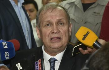 Mario Ferreiro, intendente renunciante de Asunción.