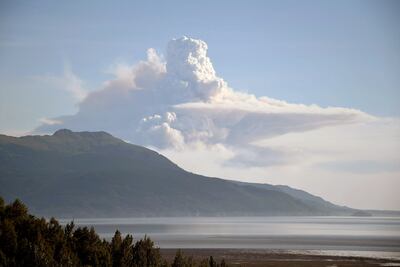 Humo de incendios en cercanías de Anchorage, Alaska.