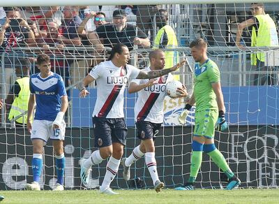 Federico Santander festejando uno de los goles de su equipo.