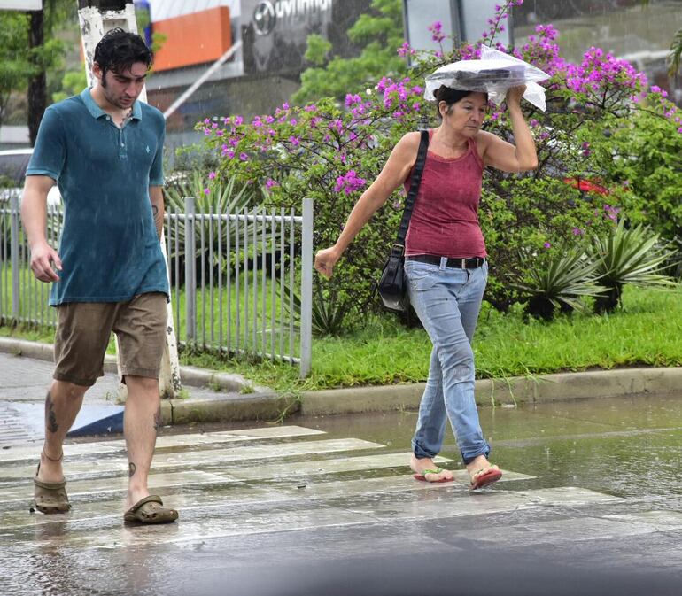 Las precipitaciones calmaron las altas temperaturas del fin de semana.